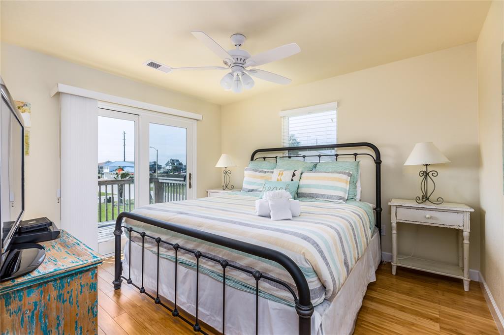 4215 San Jacinto Drive, Galveston, Texas image 15