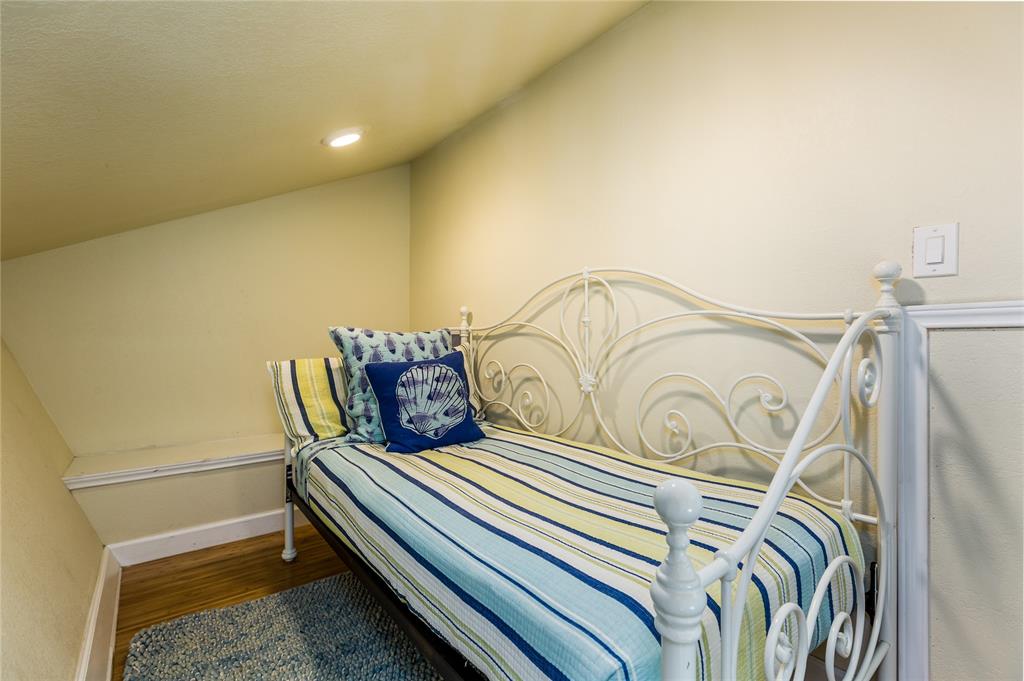 4215 San Jacinto Drive, Galveston, Texas image 20