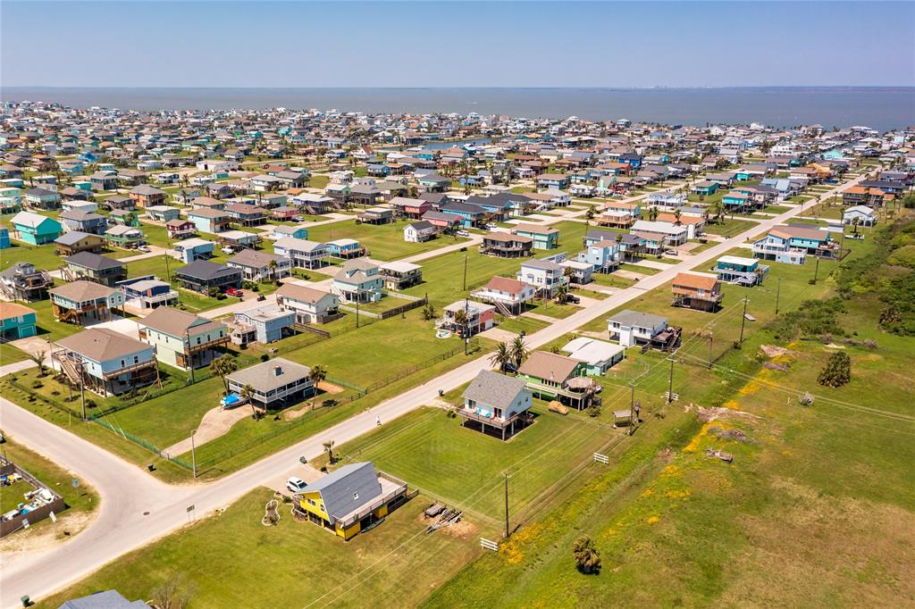 4215 San Jacinto Drive, Galveston, Texas image 28