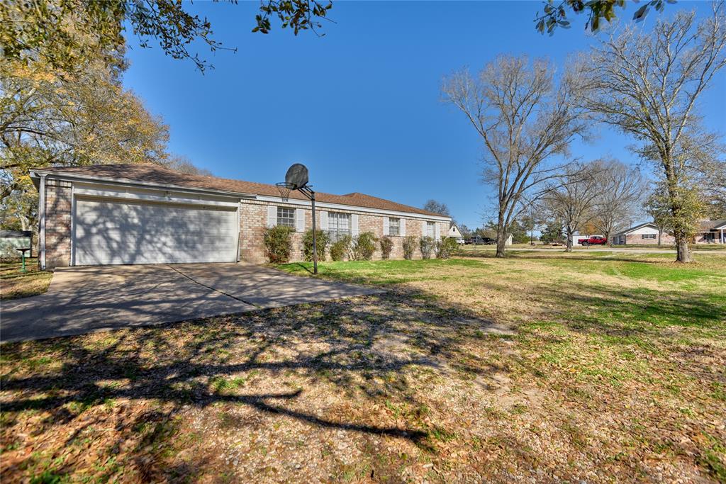 3101 Possum Trot Street, Brenham, Texas image 14