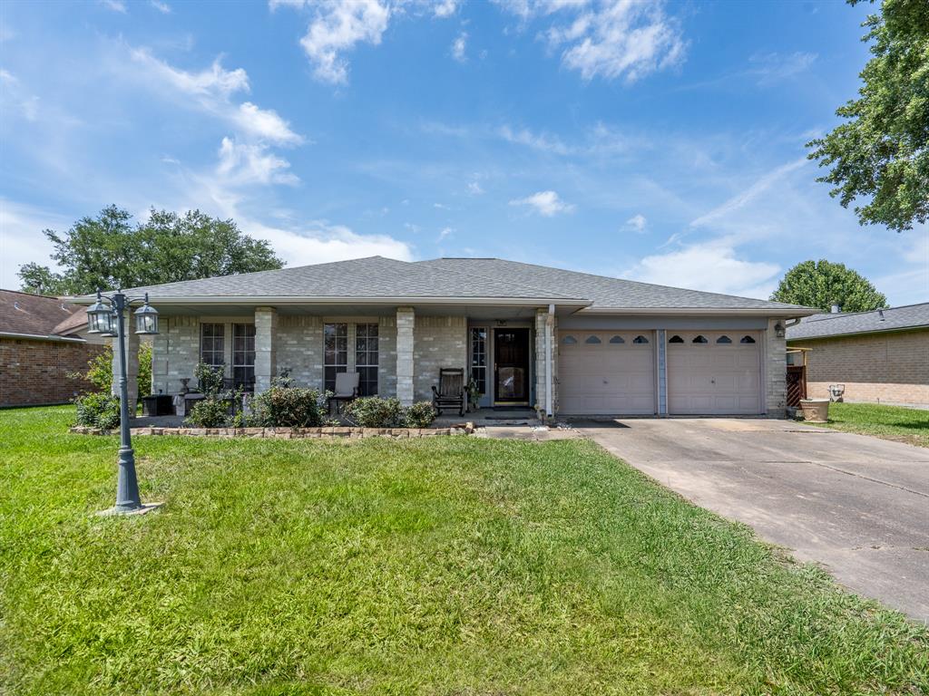 1814 Cliffdale Drive, Missouri City, Texas image 1