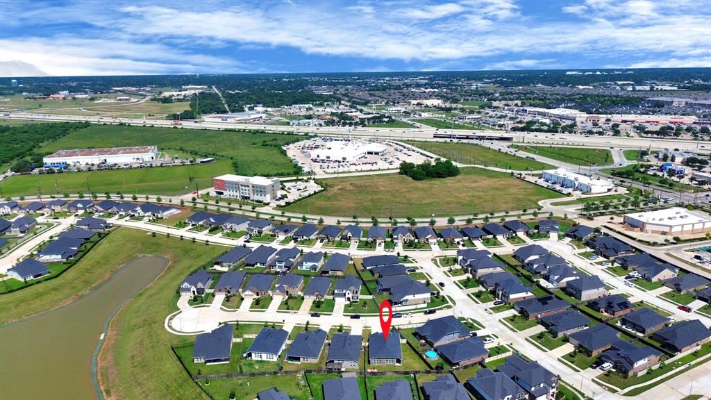 803 Altman Pass Lane, Rosenberg, Texas image 5