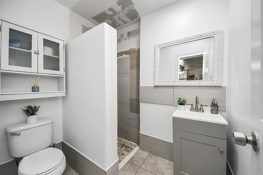 7934 Laura Koppe Road, Houston, Texas image 26