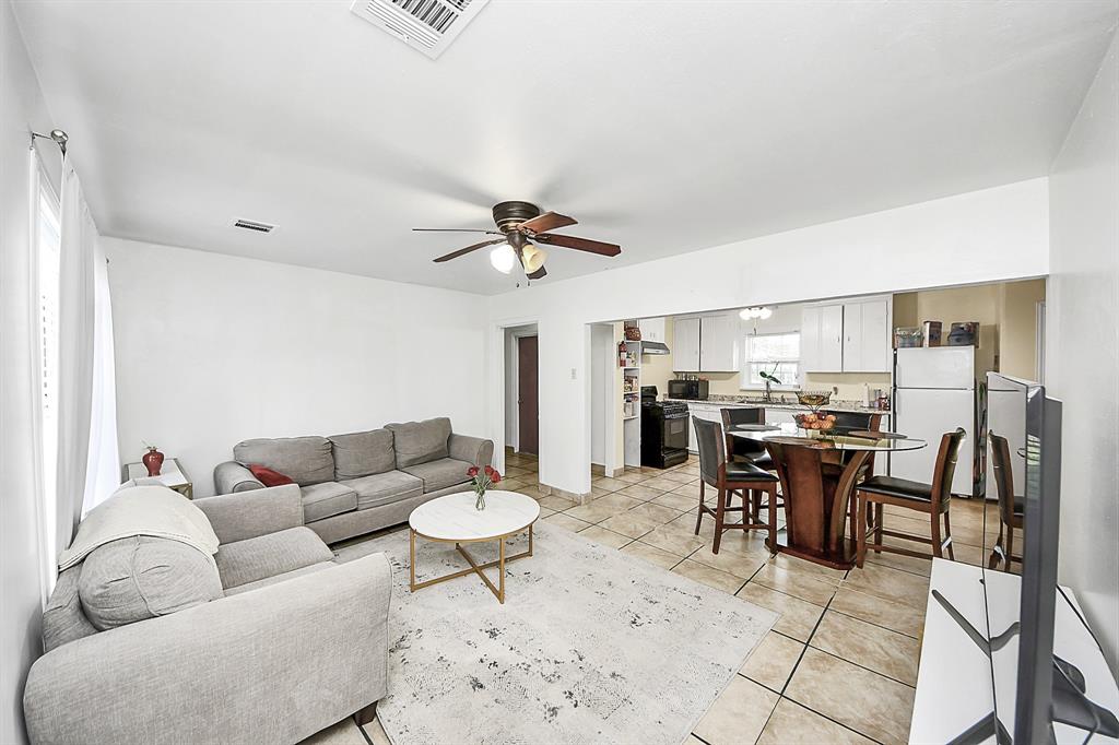 7934 Laura Koppe Road, Houston, Texas image 3