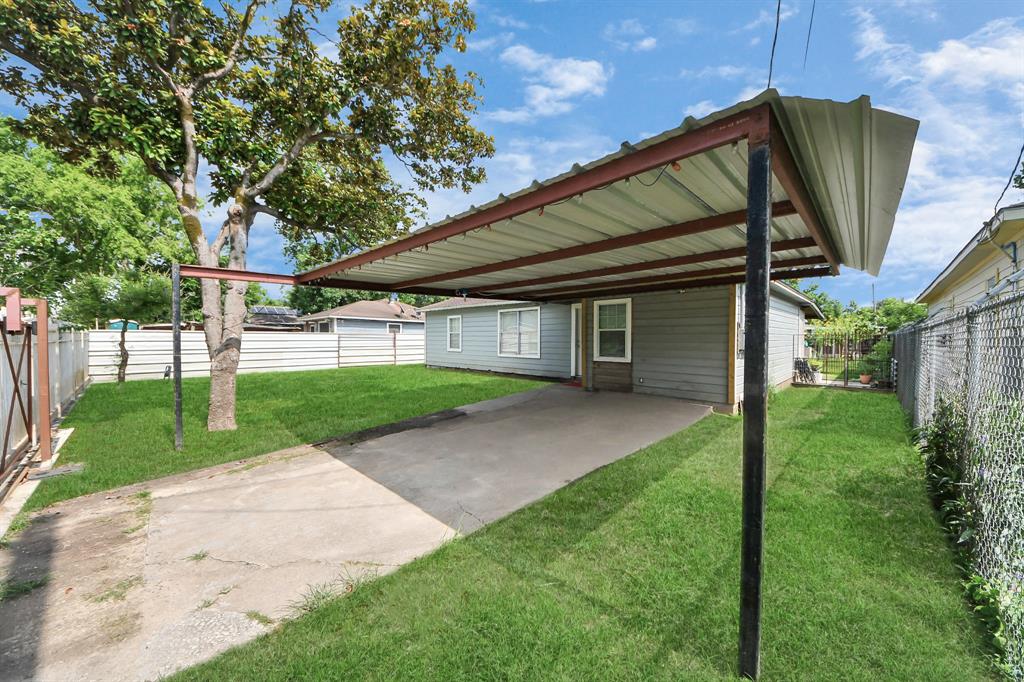 7934 Laura Koppe Road, Houston, Texas image 2