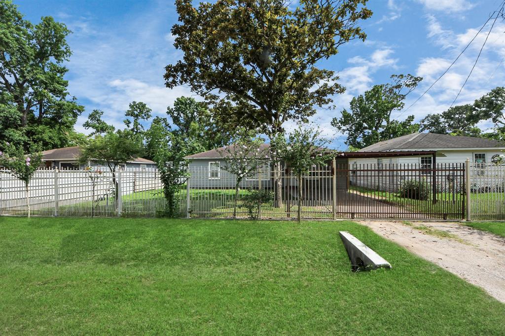 7934 Laura Koppe Road, Houston, Texas image 1