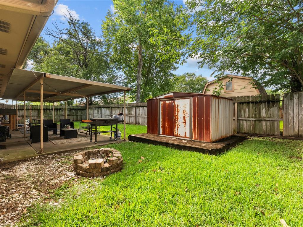9731 Rocky Hollow Road, La Porte, Texas image 27