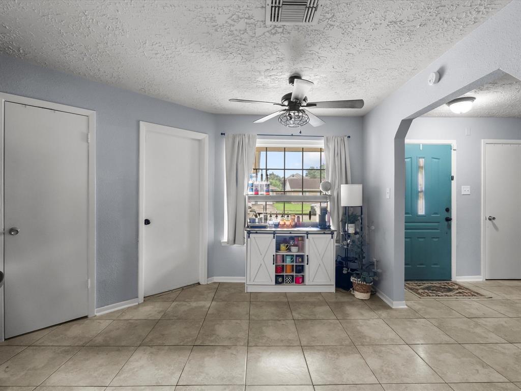 9731 Rocky Hollow Road, La Porte, Texas image 17