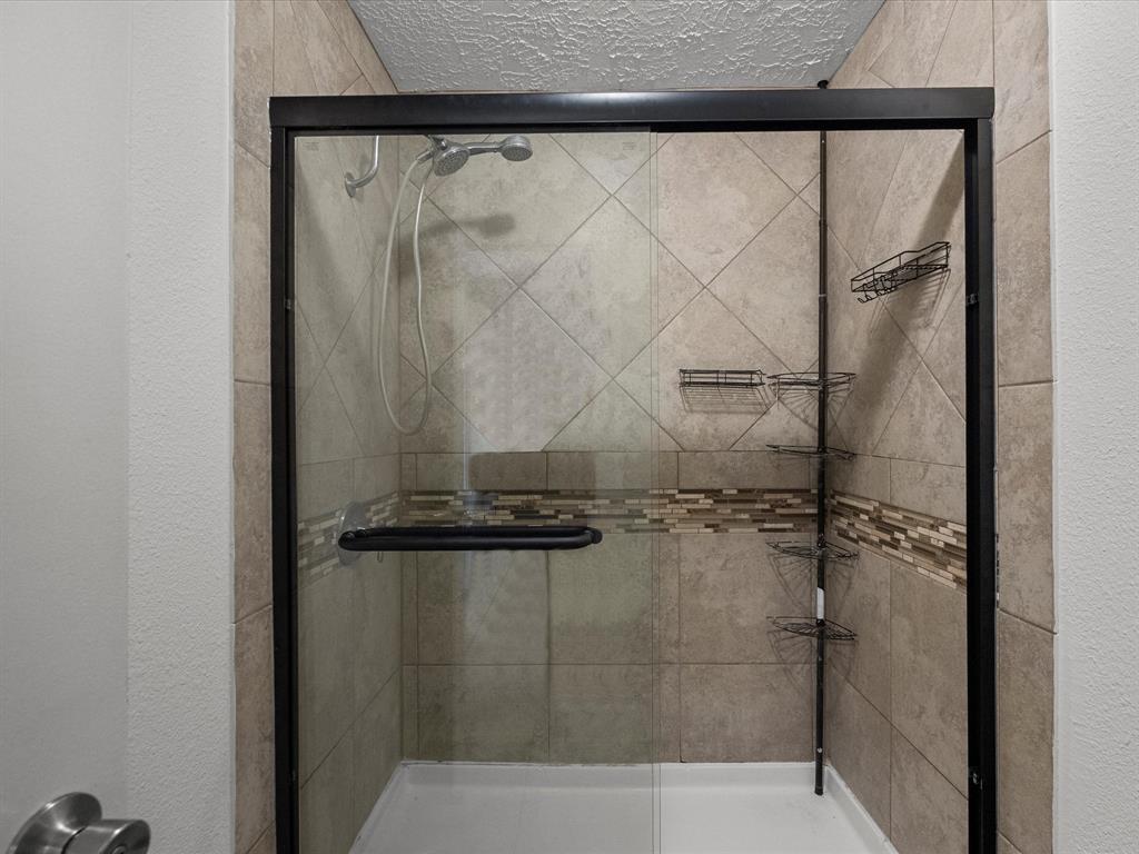 9731 Rocky Hollow Road, La Porte, Texas image 16