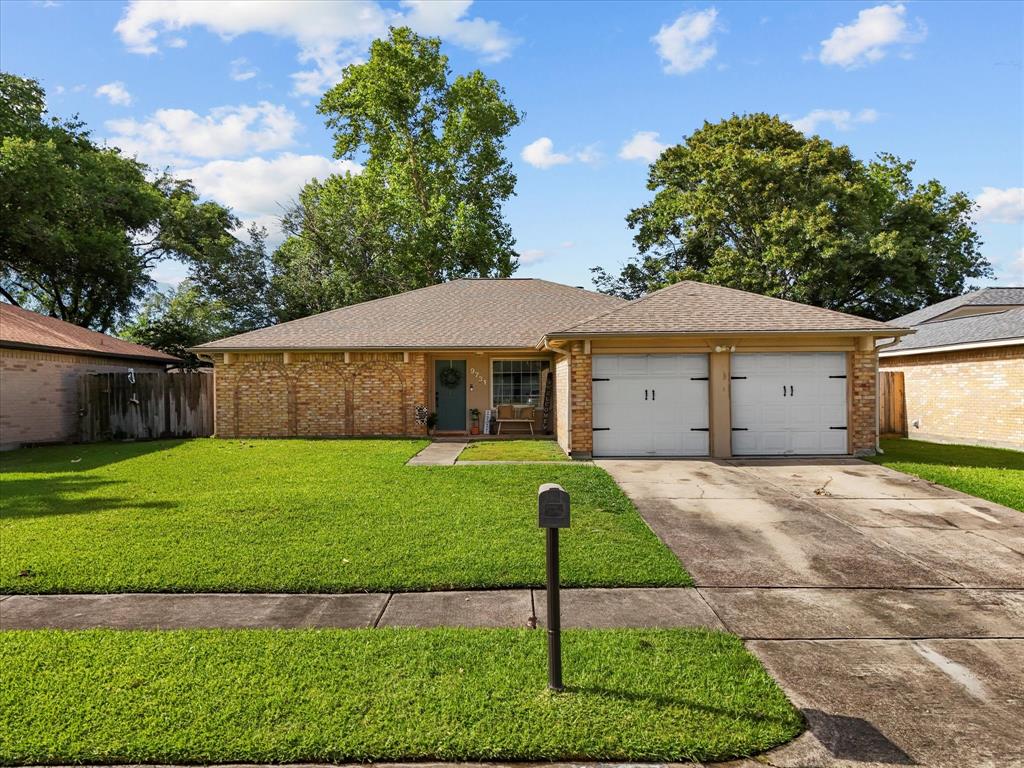 9731 Rocky Hollow Road, La Porte, Texas image 1