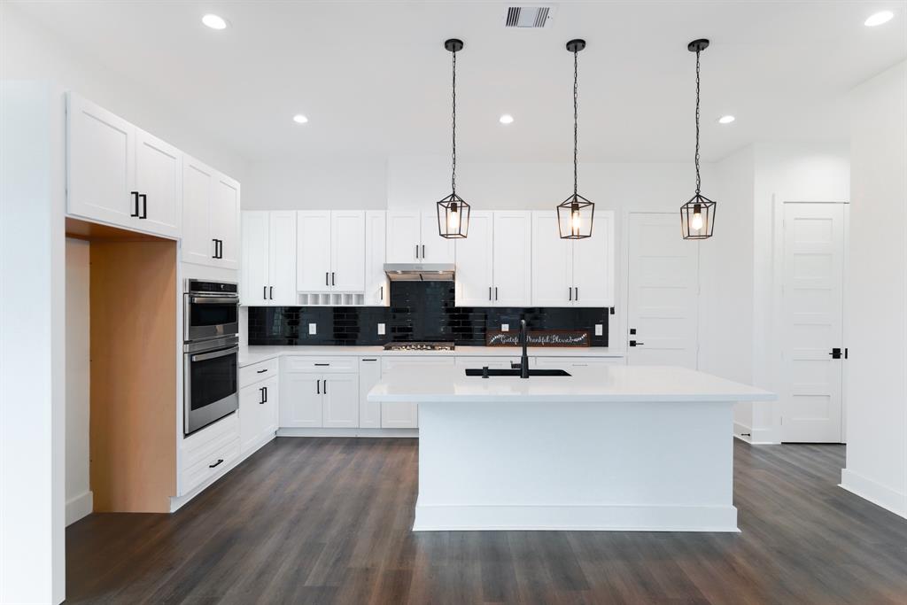 32 Englewood Court