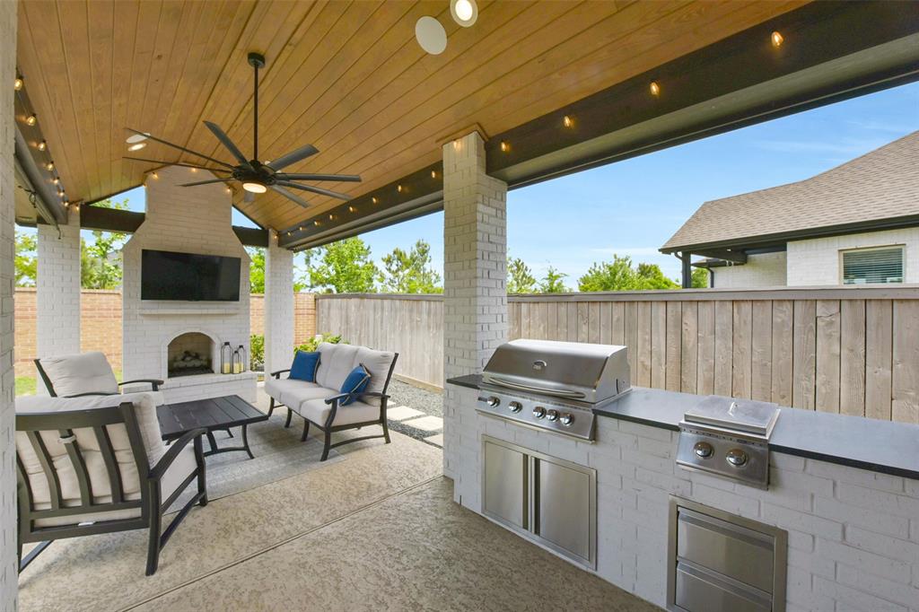 18410 Palmetto View Drive, Cypress, Texas image 2
