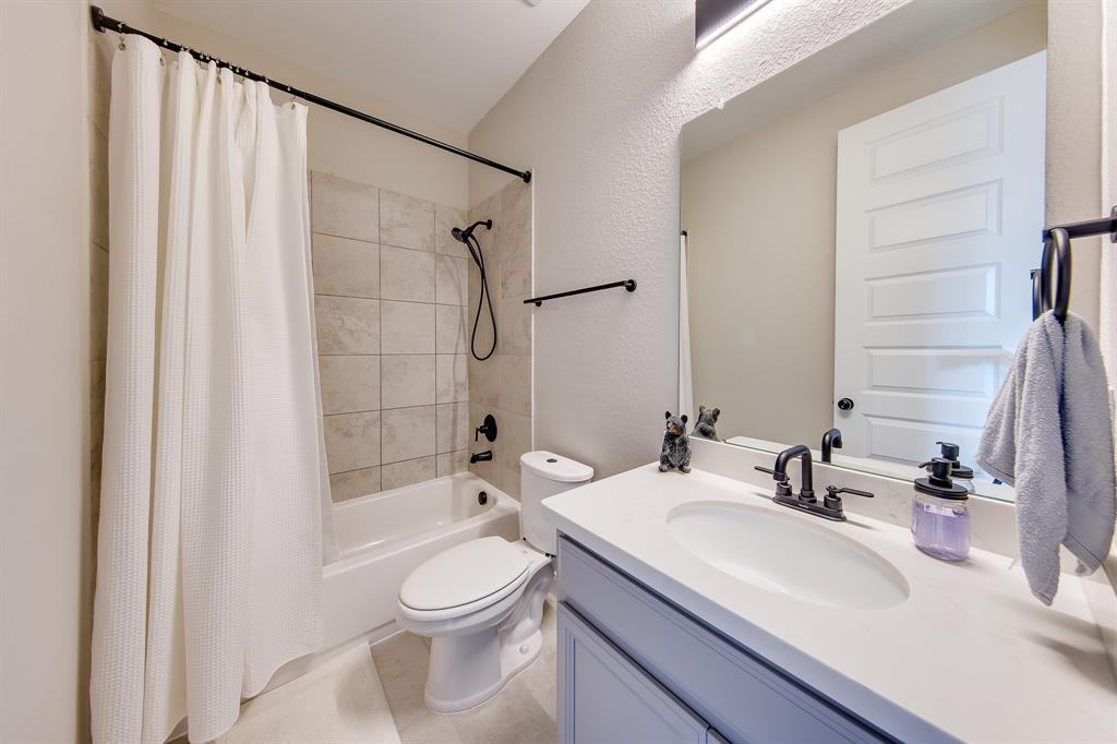 6803 Hartford Cliff Court, Katy, Texas image 8