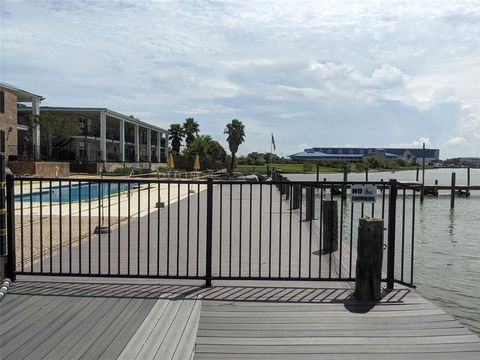 A home in Seabrook