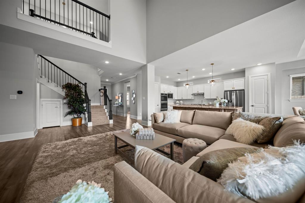 2310 Desert Holly Drive, Katy, Texas image 14