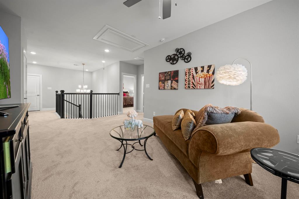2310 Desert Holly Drive, Katy, Texas image 33