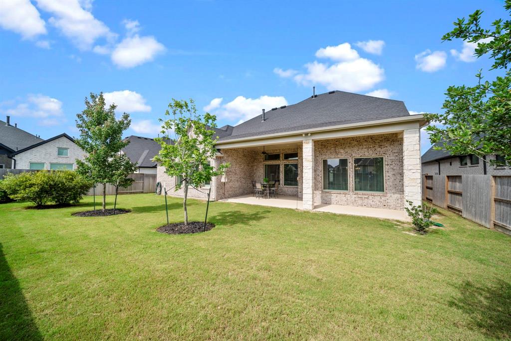 2310 Desert Holly Drive, Katy, Texas image 40