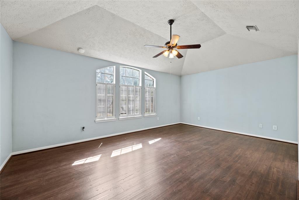 4131 N New Meadows Drive, Sugar Land, Texas image 19