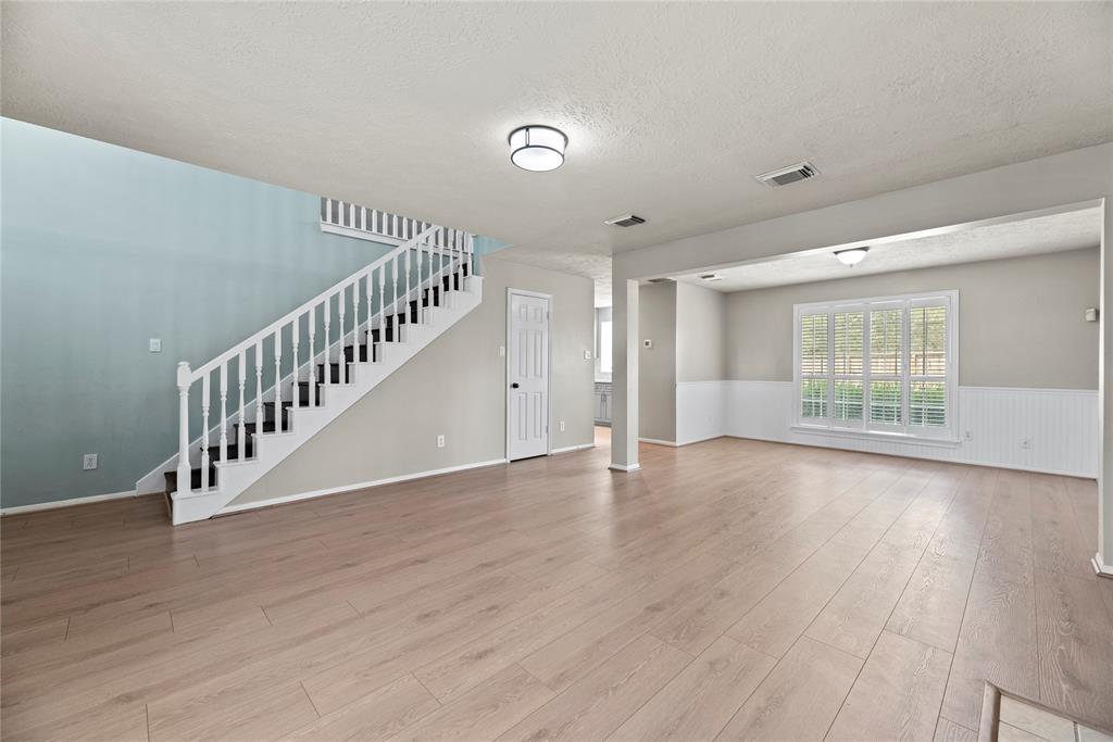 4131 N New Meadows Drive, Sugar Land, Texas image 6