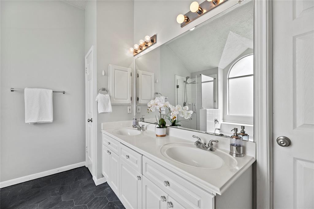 4131 N New Meadows Drive, Sugar Land, Texas image 23
