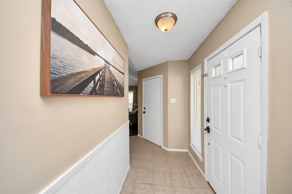 2315 Colonial Ridge Drive