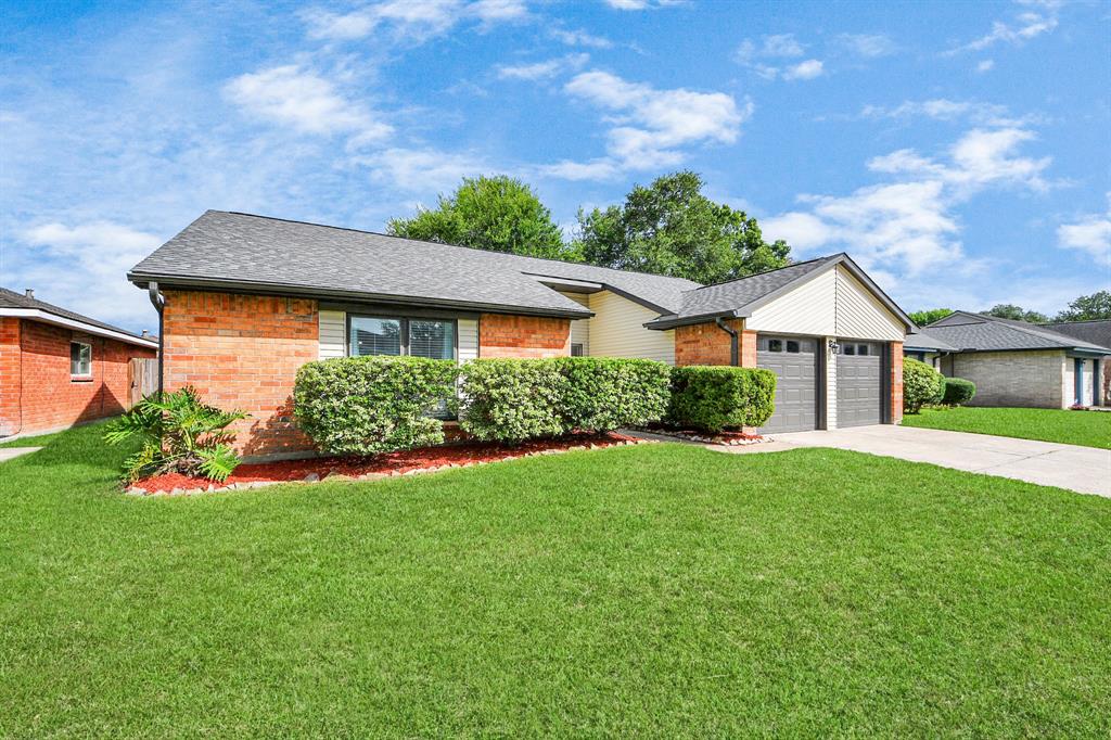 2315 Colonial Ridge Drive