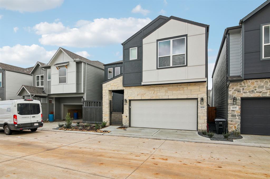 4118 Farm Hollow Drive, Houston, Texas image 2