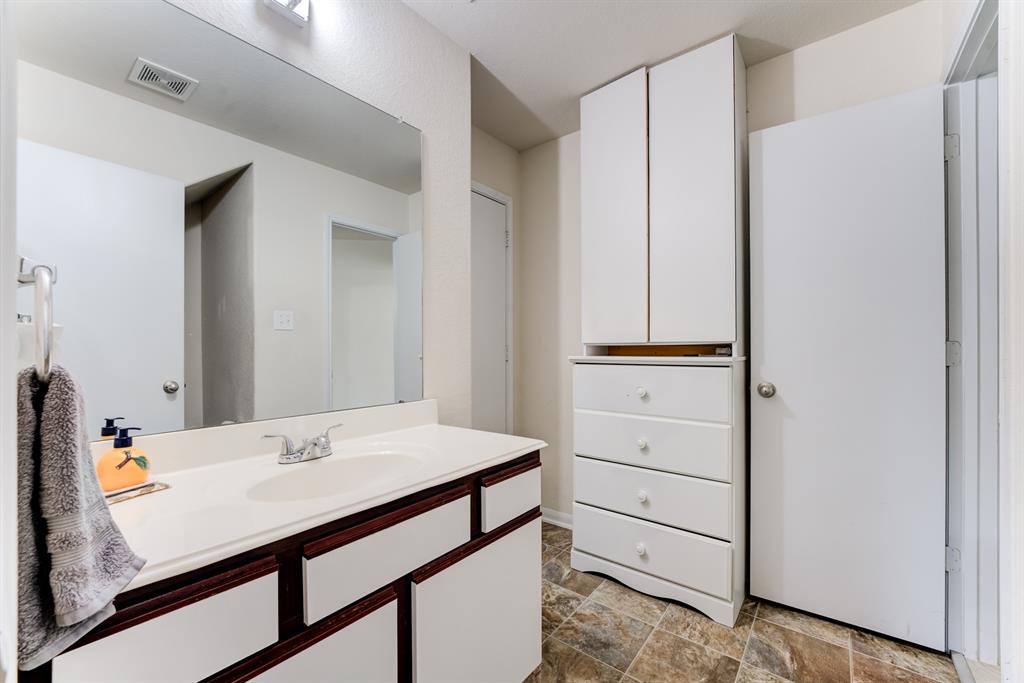 16758 N Rail Drive, Conroe, Texas image 19