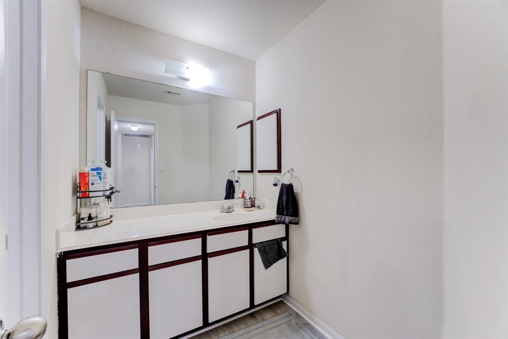 16758 N Rail Drive, Conroe, Texas image 32