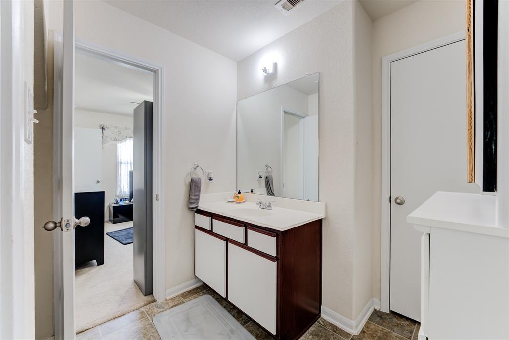 16758 N Rail Drive, Conroe, Texas image 18
