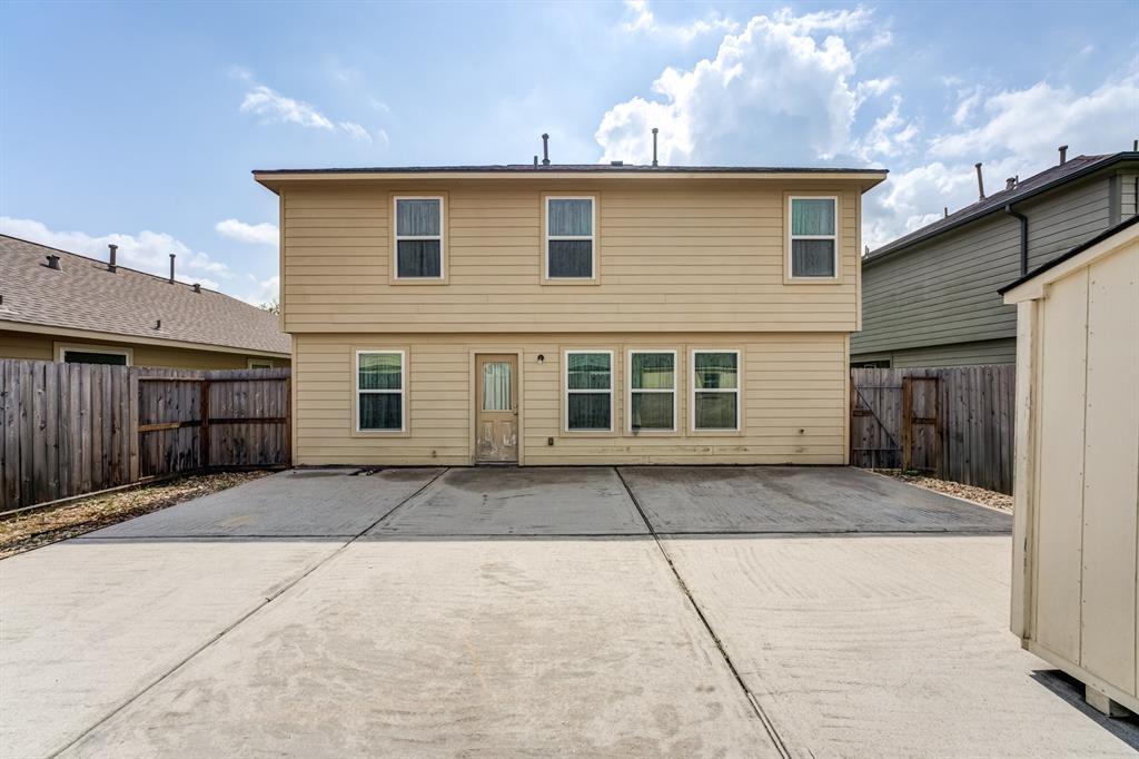 16758 N Rail Drive, Conroe, Texas image 38