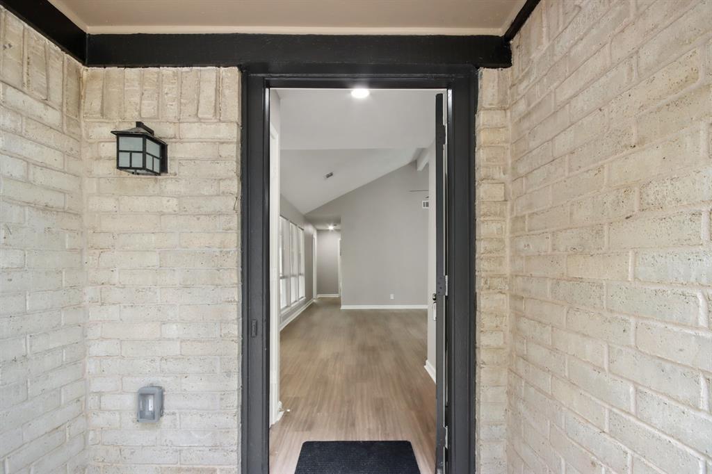 23535 Cranberry Trail, Spring, Texas image 2