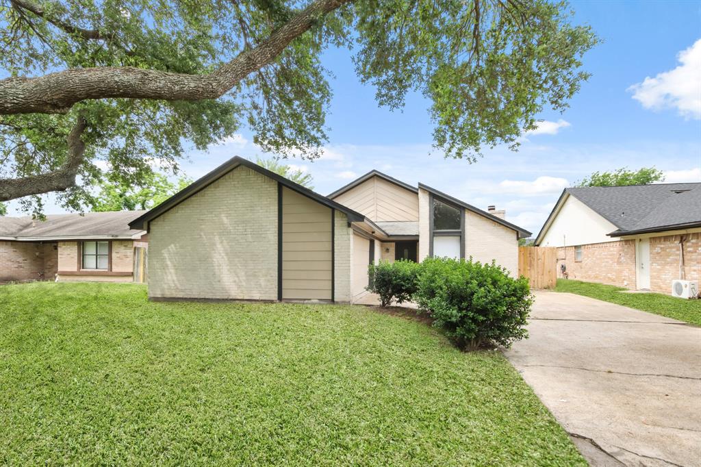 23535 Cranberry Trail, Spring, Texas image 1