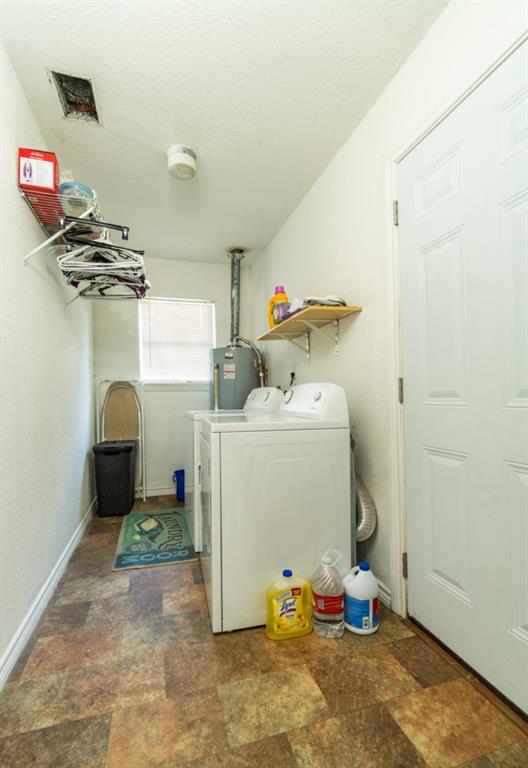 716 Old Angleton Road, Clute, Texas image 11