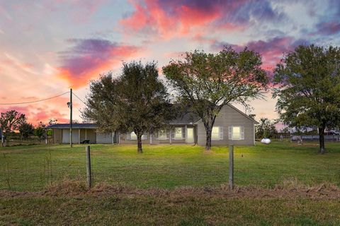 A home in Sealy