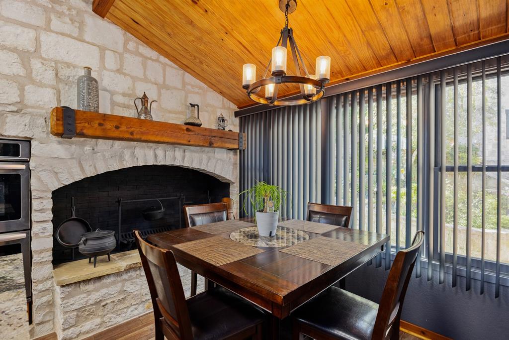 22 Indian Creek Loop, Kerrville, Texas image 11