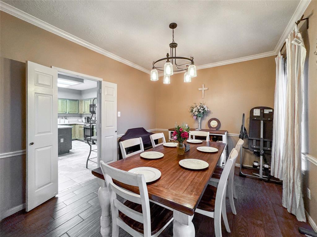 2007 S Mission Circle, Friendswood, Texas image 11
