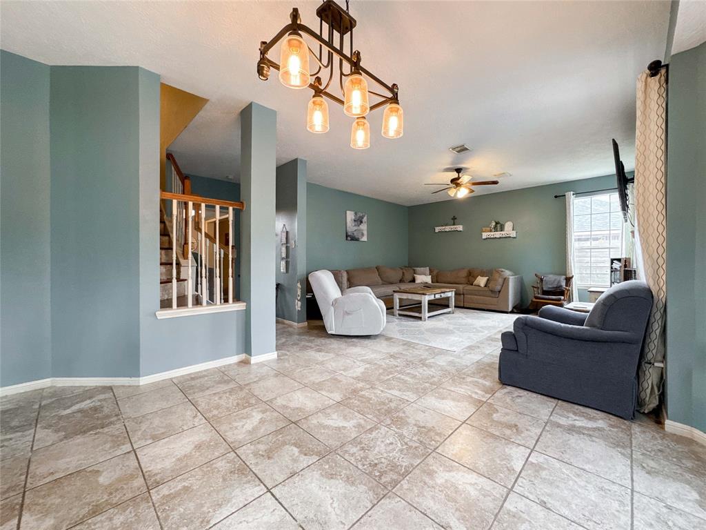 2007 S Mission Circle, Friendswood, Texas image 5