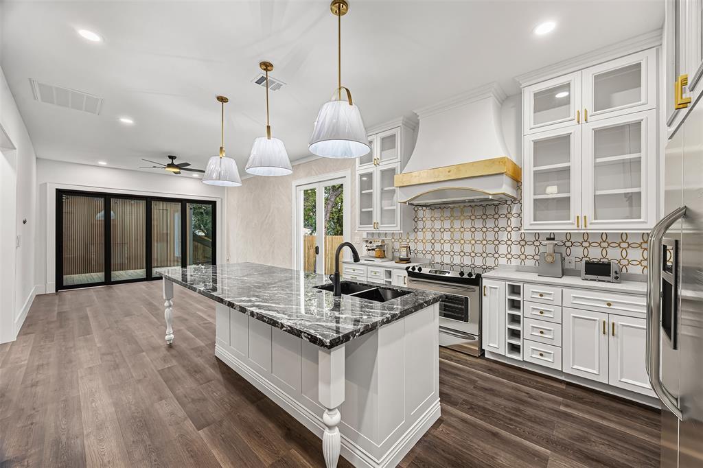 2714 Hardy Street, Houston, Texas image 8