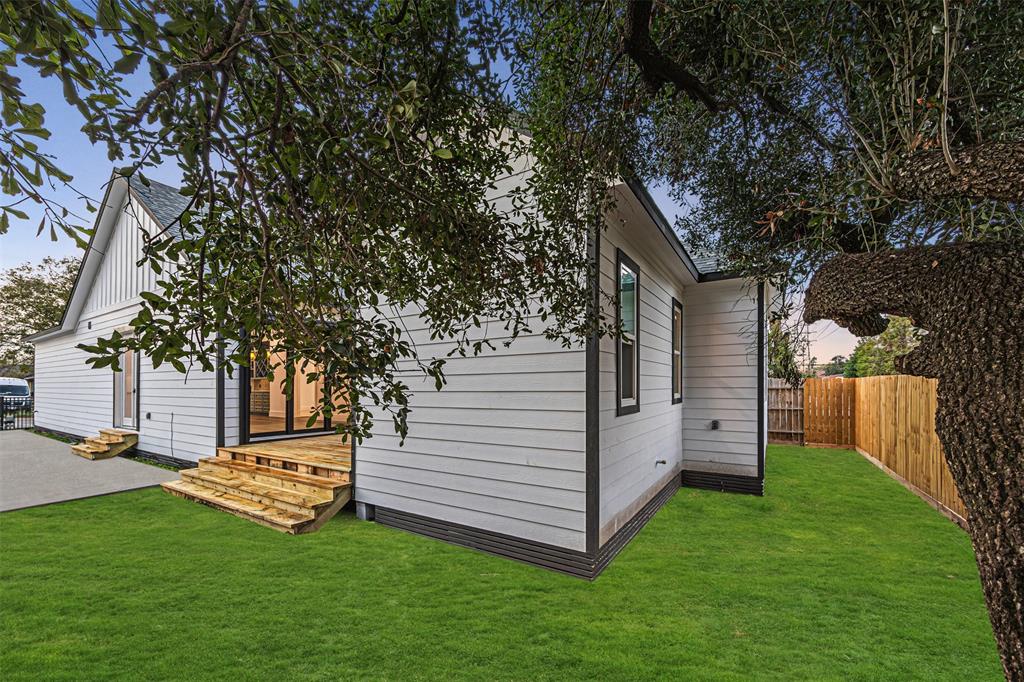 2714 Hardy Street, Houston, Texas image 25