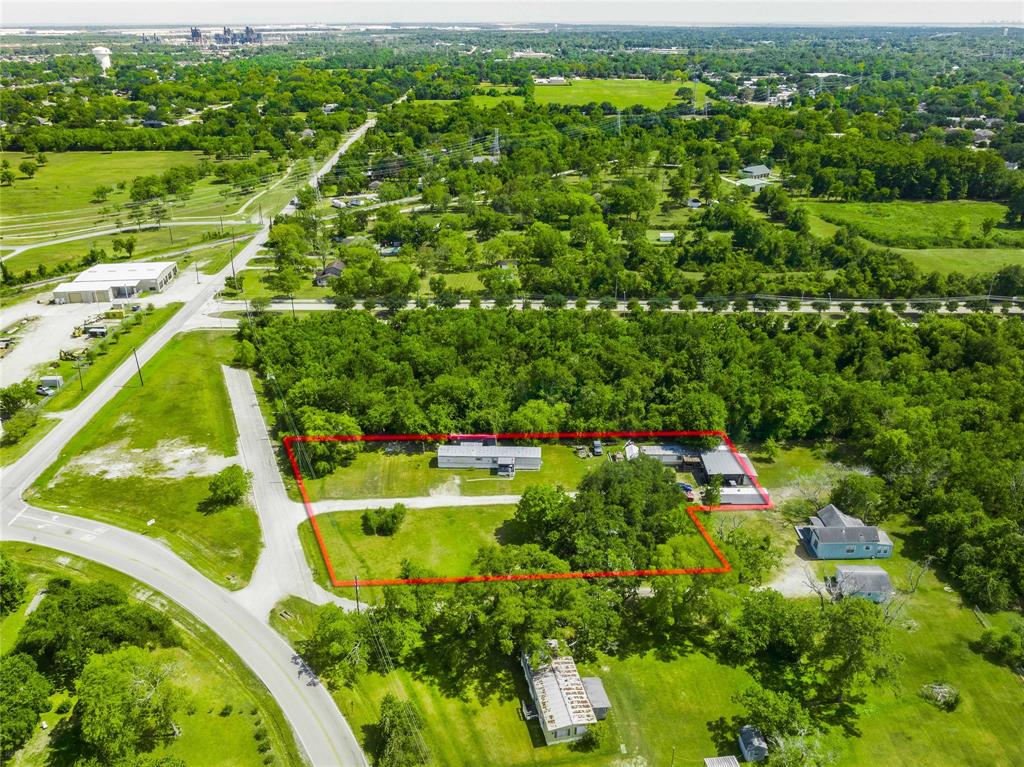 4603 Crosby Cedar Bayou Road, Baytown, Texas image 4