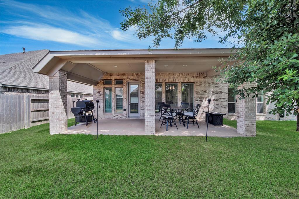 23638 Sage Villa Drive, New Caney, Texas image 39