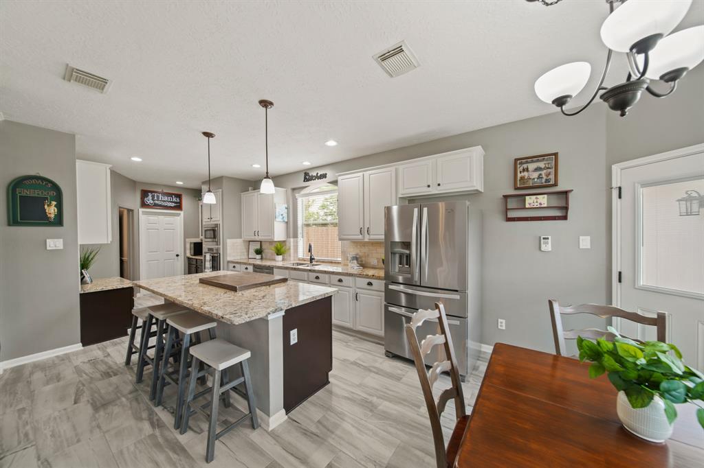 9602 Randon Lane, Missouri City, Texas image 16