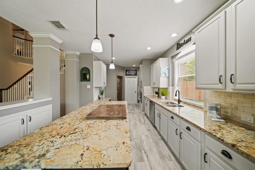 9602 Randon Lane, Missouri City, Texas image 18