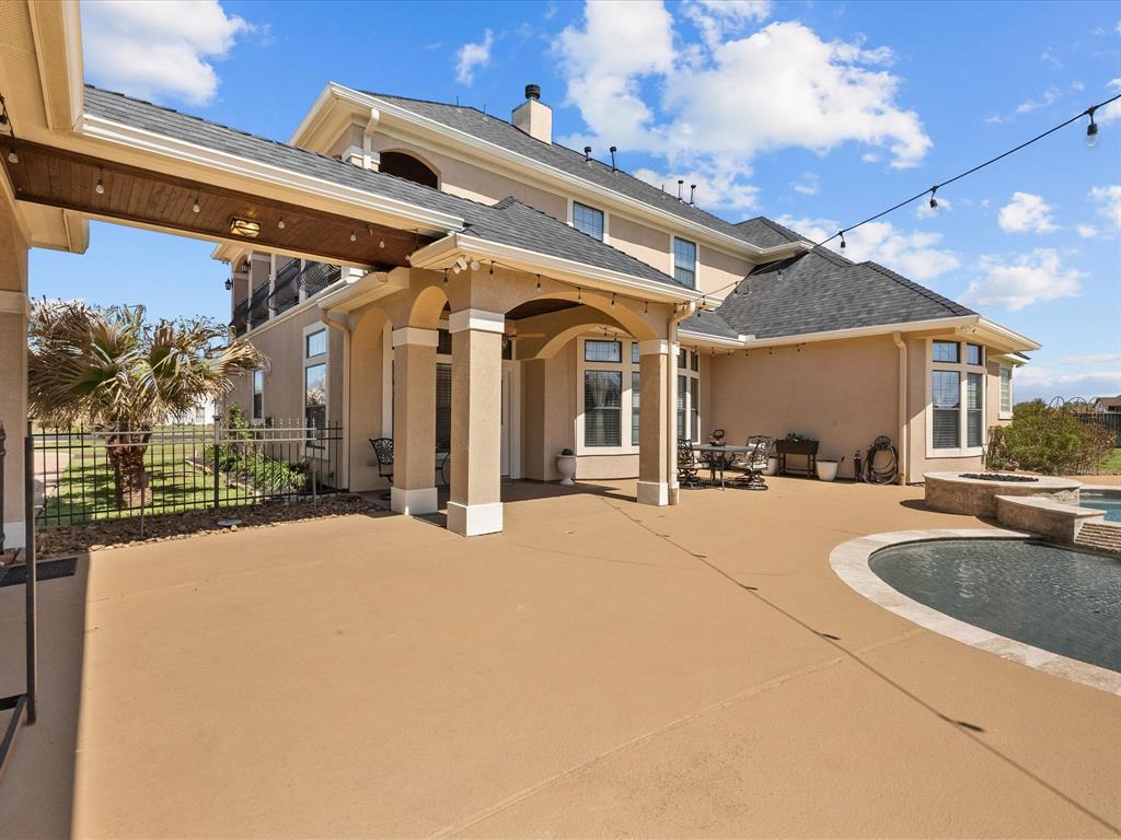 114 Lago Circle Drive, Santa Fe, Texas image 31