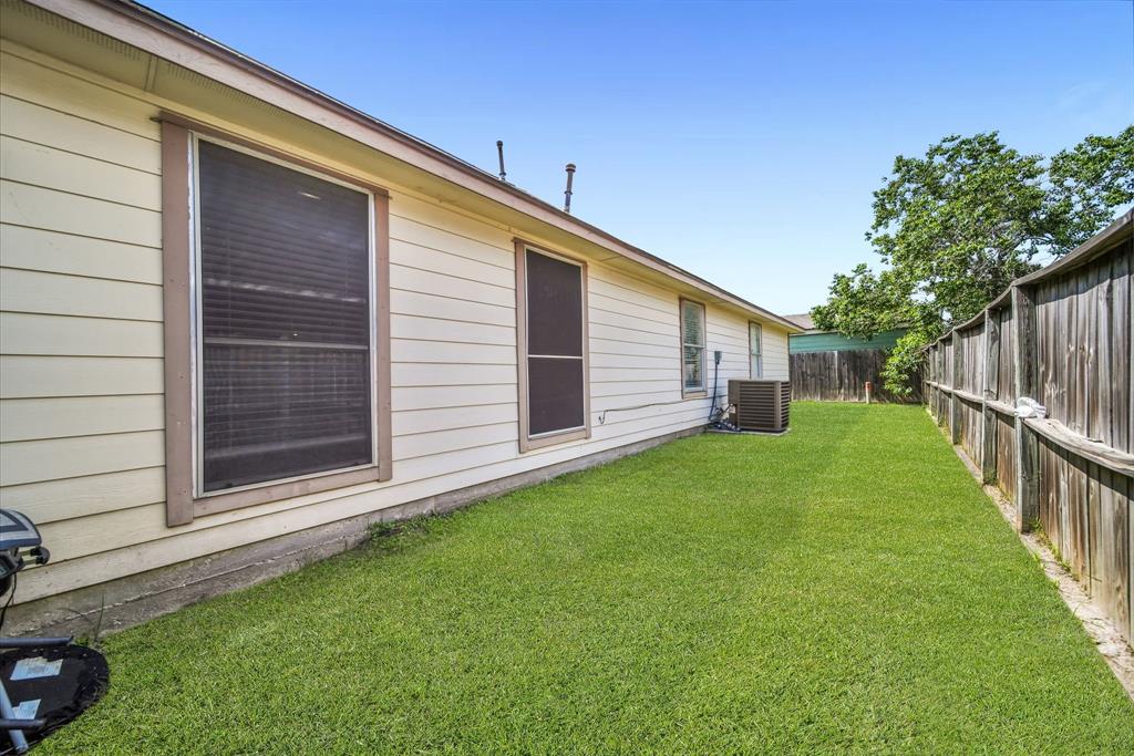15153 Grassington Drive, Channelview, Texas image 13