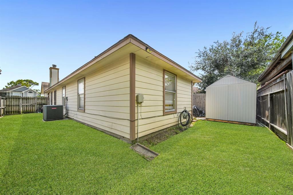 15153 Grassington Drive, Channelview, Texas image 2