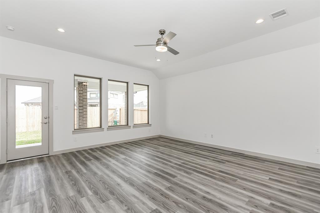 904 Big Bend Drive, League City, Texas image 7