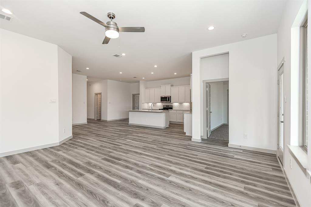 904 Big Bend Drive, League City, Texas image 9
