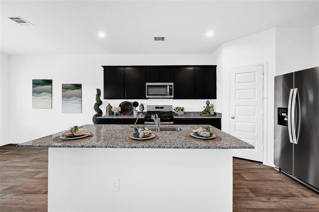 4516 Waving Willow Way Way, Rosenberg, Texas image 12